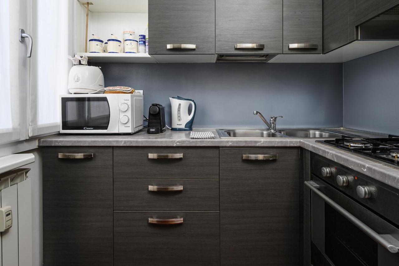 Washington Charme Apartment Милано Екстериор снимка