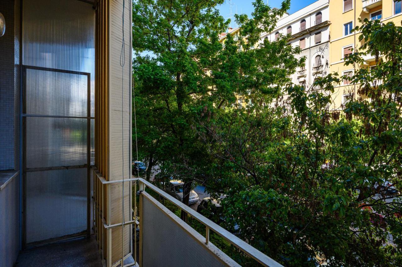 Washington Charme Apartment Милано Екстериор снимка